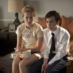 Brie Larson y Keir Gilchrist