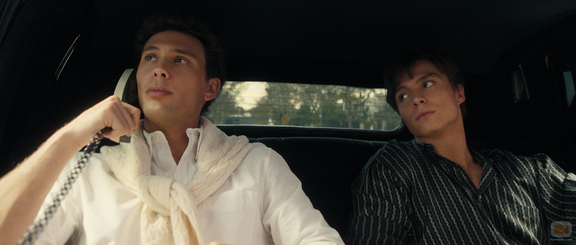 Cooper Koch y Nicholas Chavez en el 2x02 de 'Monstruos'
