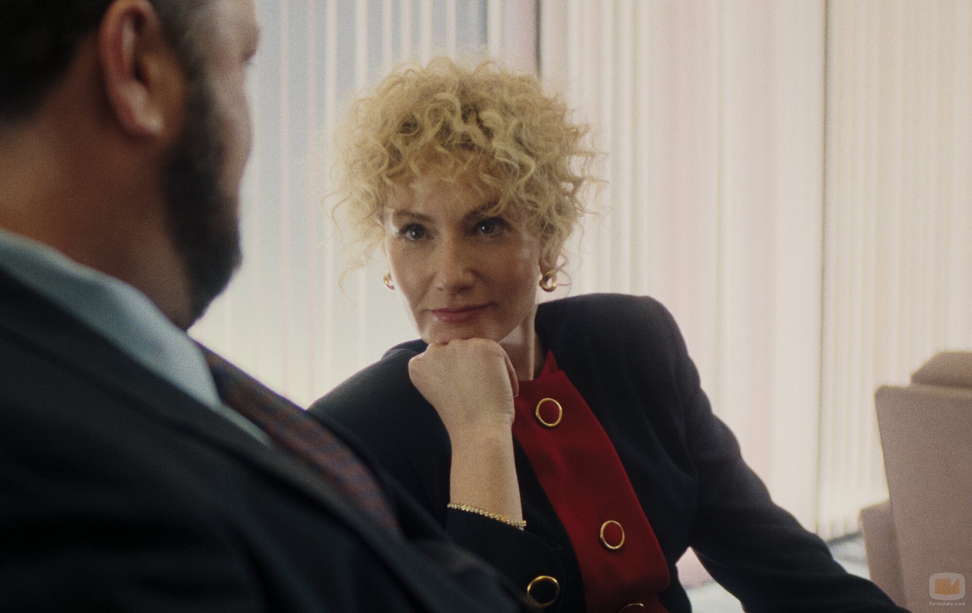 Ari Graynor en el 2x03 de 'Monstruos'