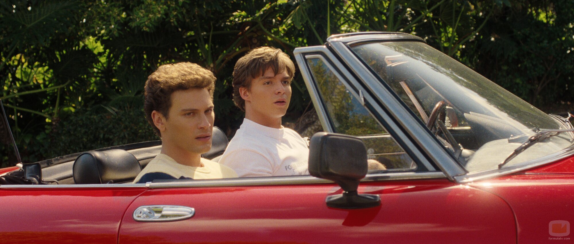 Cooper Koch y Nicholas Chavez en 'Matar o morir' de 'Monster'