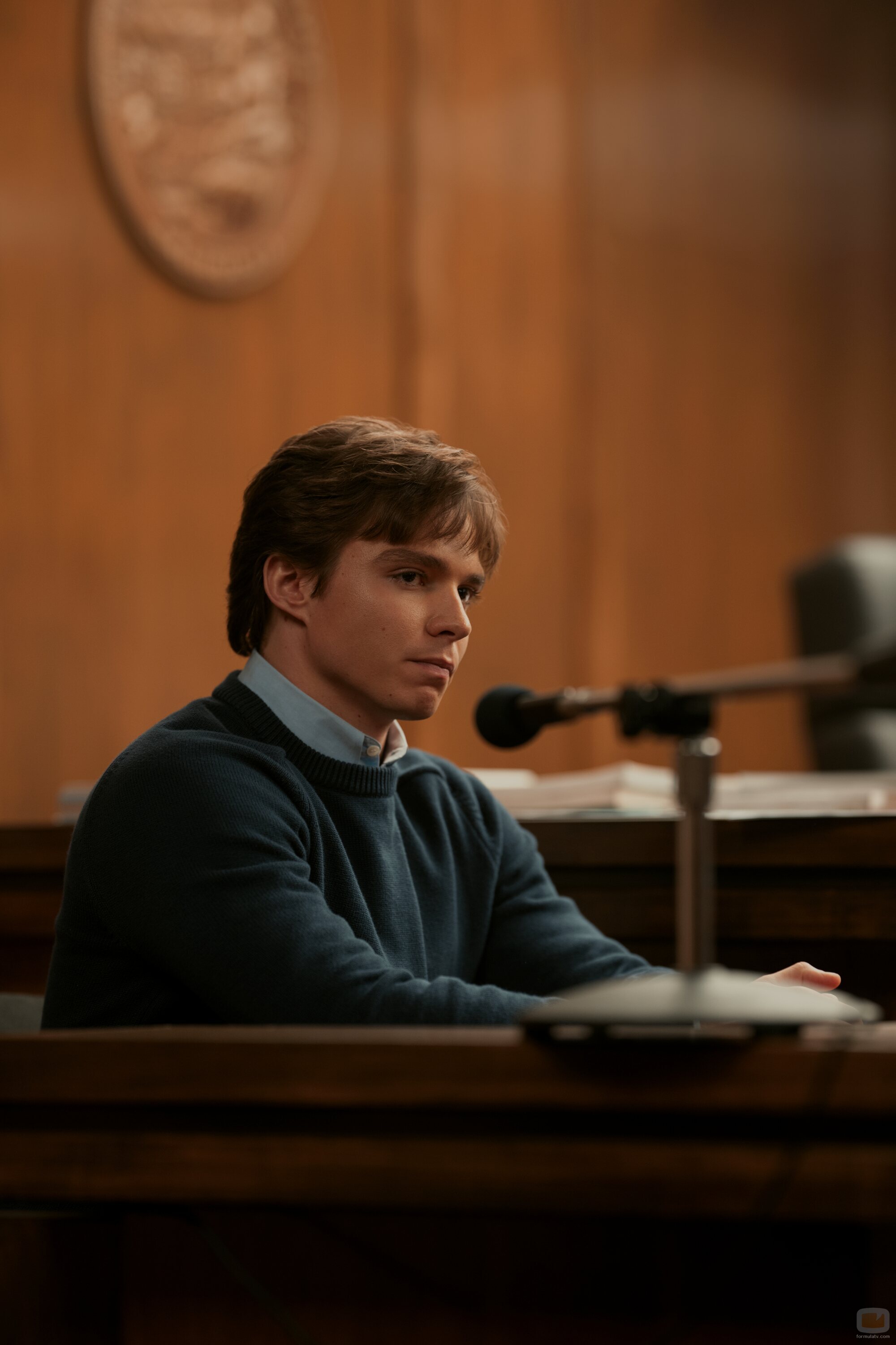 Still de Nicholas Chavez en 'Que empiece el espectáculo' de 'Monstruos'