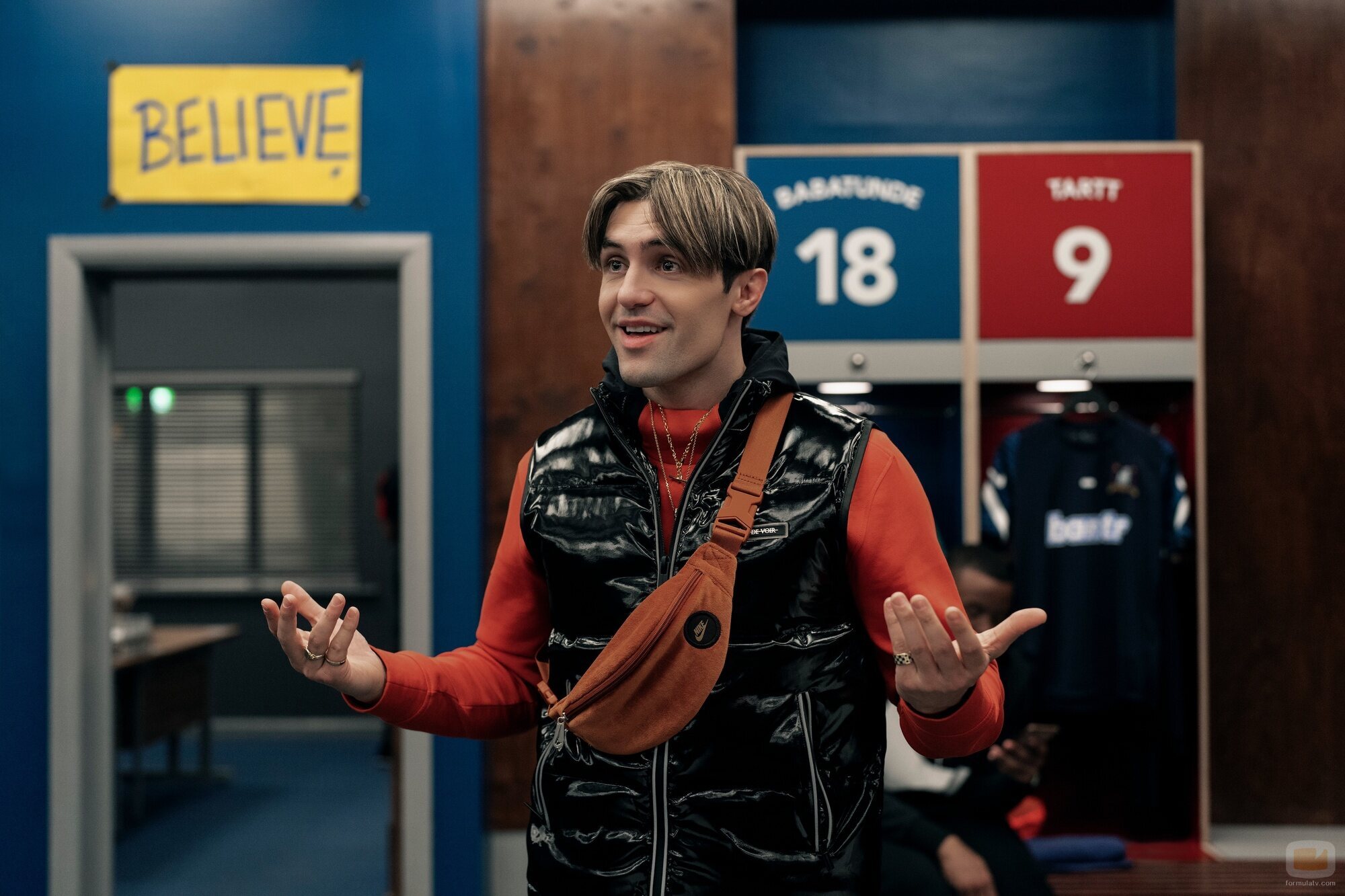 Phil Dunster en el 3x01 de 'Ted Lasso'