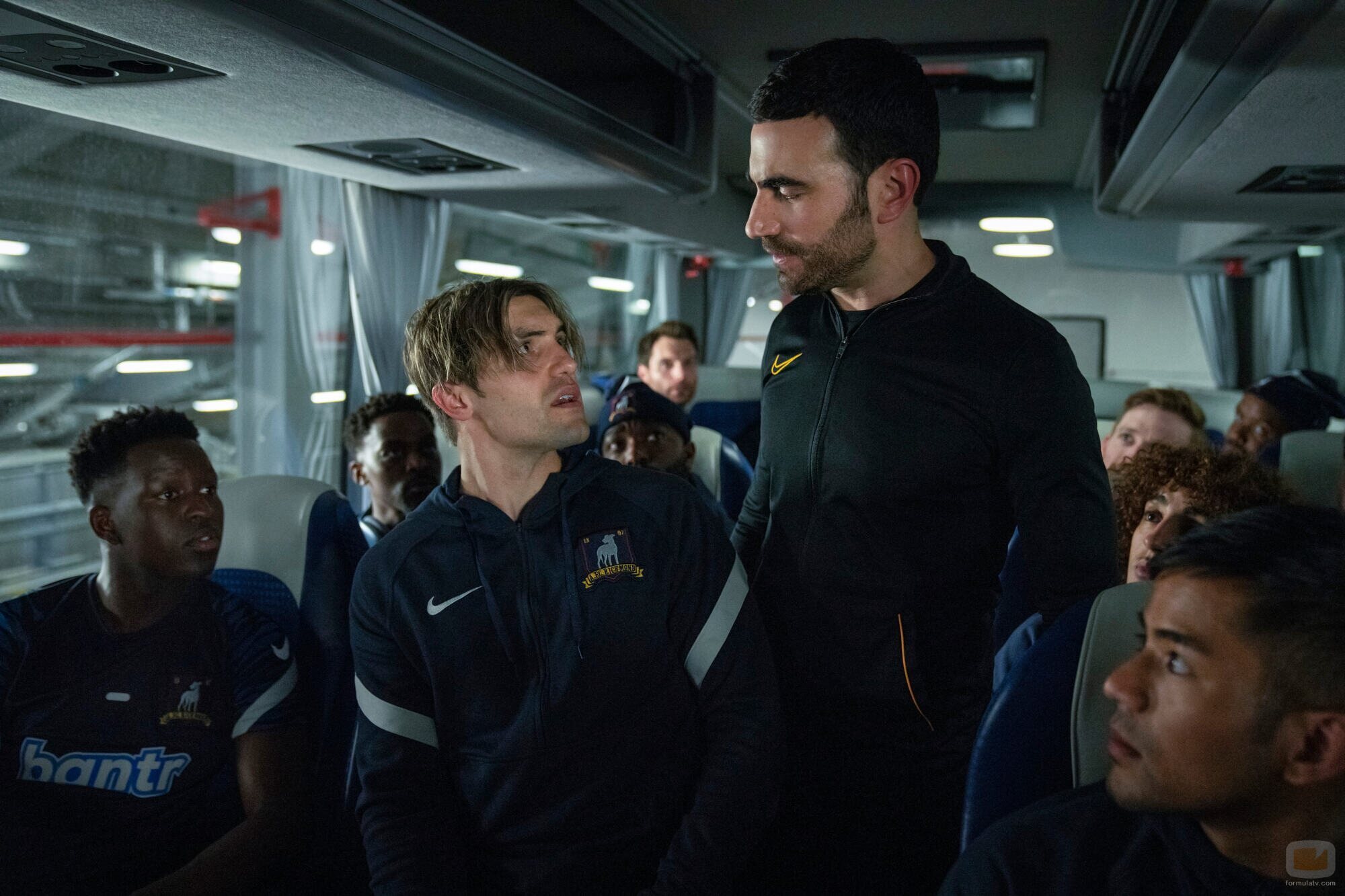 Phil Dunster y Brett Goldstein en el 3x06 de 'Ted Lasso'