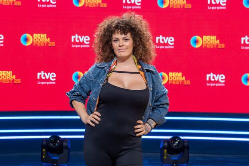 Mel Ömana, participante del Benidorm Fest 2025