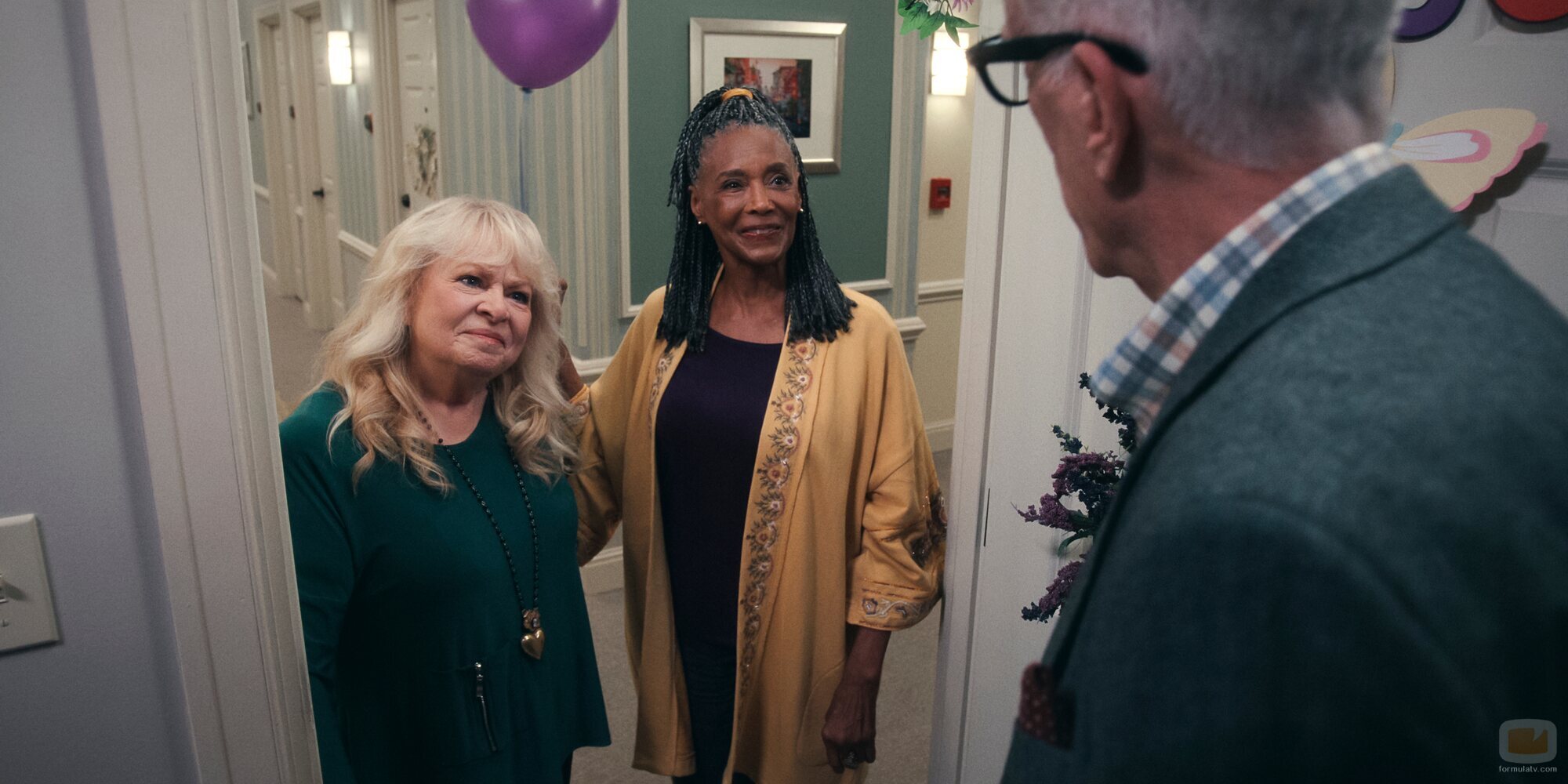 Margaret Avery y Sally Struthers en 'El hombre que sabía demasiado sobre puentes' de 'A Man on the Inside'