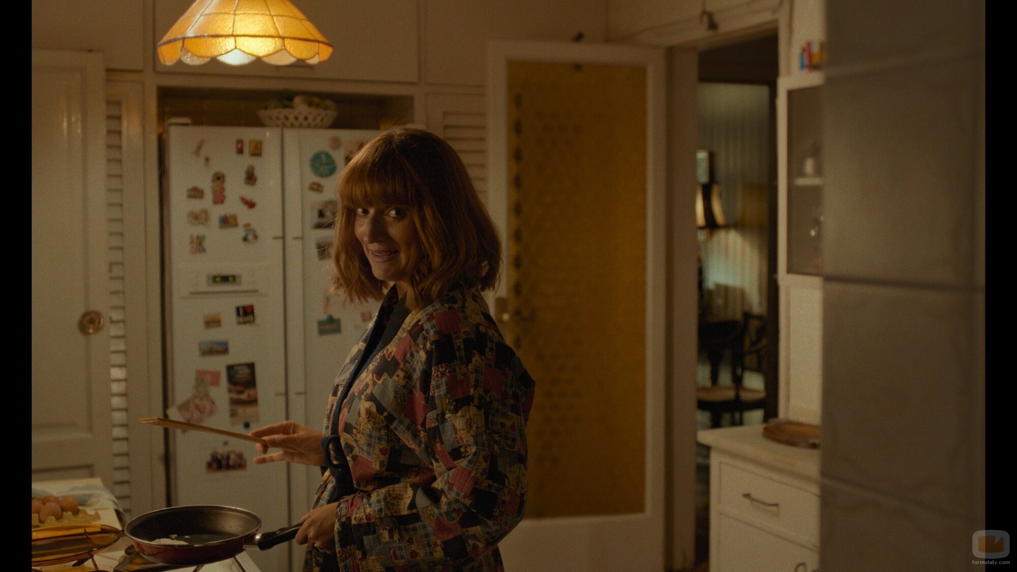 Silvia Abril en 1x01 titulado 'Un piso y un fondo de inversión' de 'Mamen Mayo'