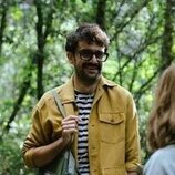 Joan Solé en 1x02 'Una cabaña en el bosque' de 'Mamen Mayo'