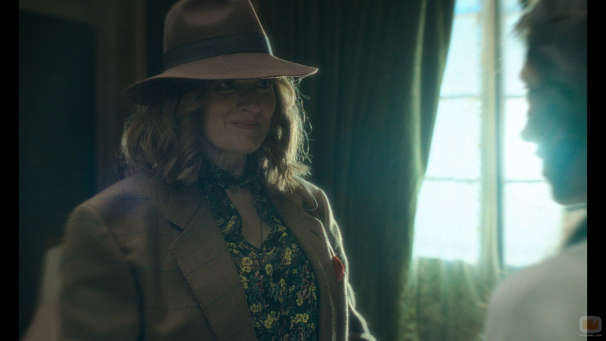Escena de Silvia Abril en la temporada 1 y el capítulo 03 de 'Mamen Mayo'