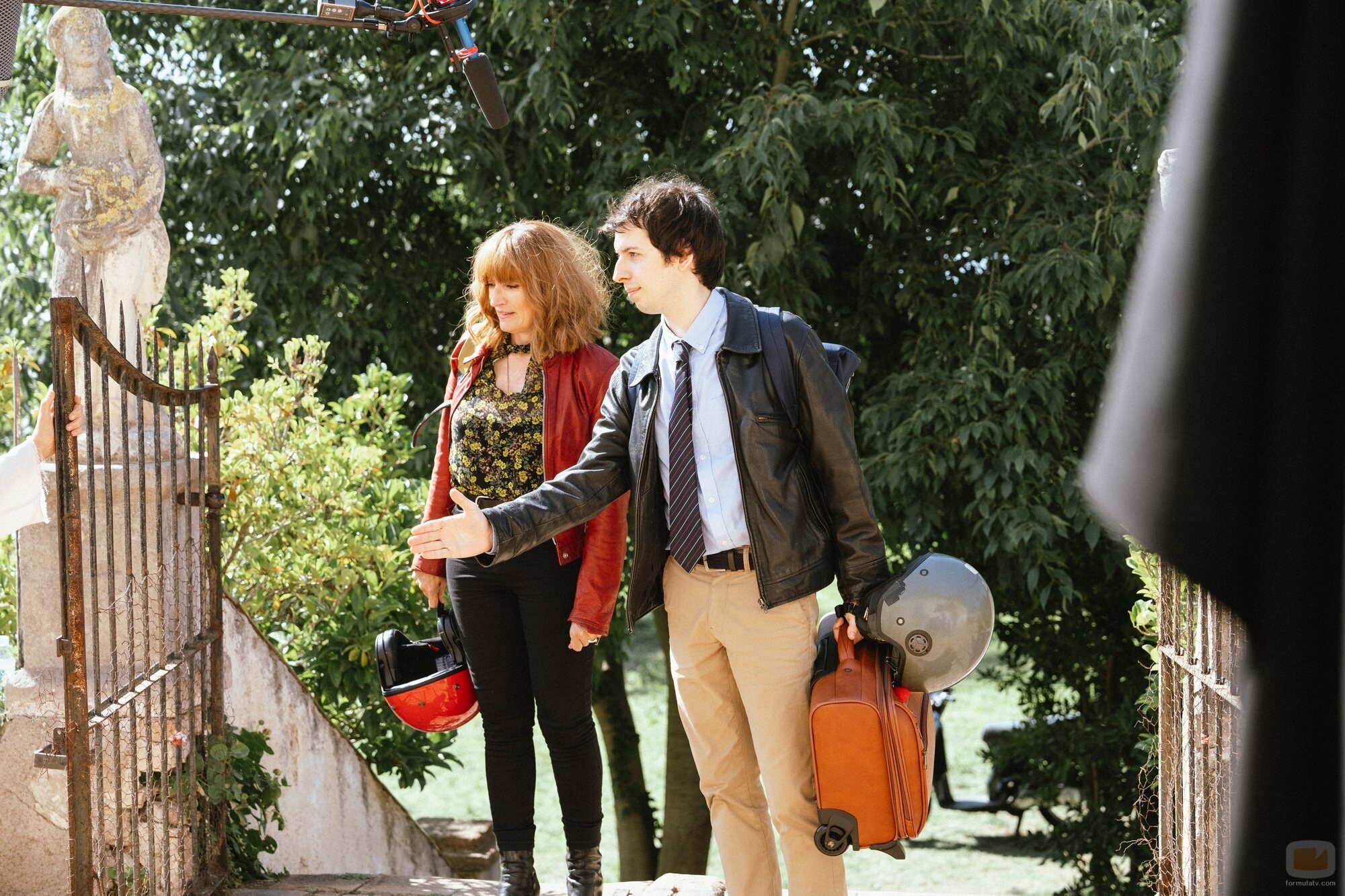 Silvia Abril y Pablo Capuz en 1x03 'Una casa encantada' de 'Mamen Mayo'