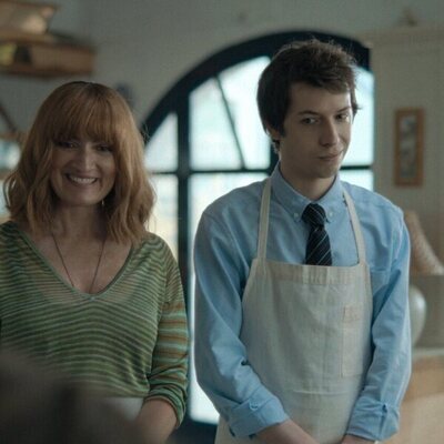 Silvia Abril y Pablo Capuz en la temporada 1 y el capítulo 04 de 'Mamen Mayo'