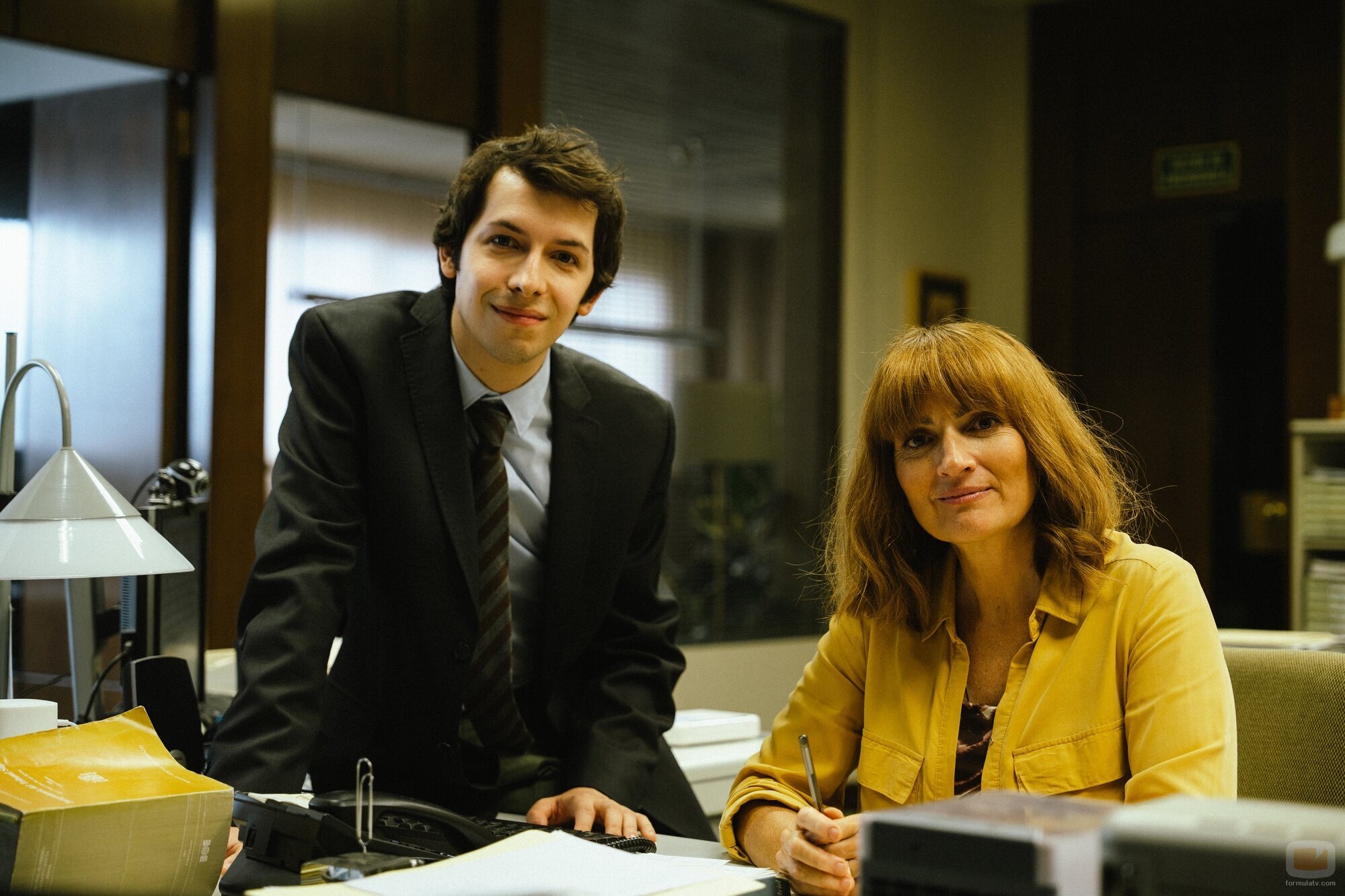 Silvia Abril y Pablo Capuz en 1x04 titulado 'Un restaurante frente al mar' de 'Mamen Mayo'