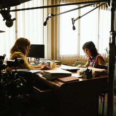 Silvia Abril y Carla Linares en el 1x04 de 'Mamen Mayo'