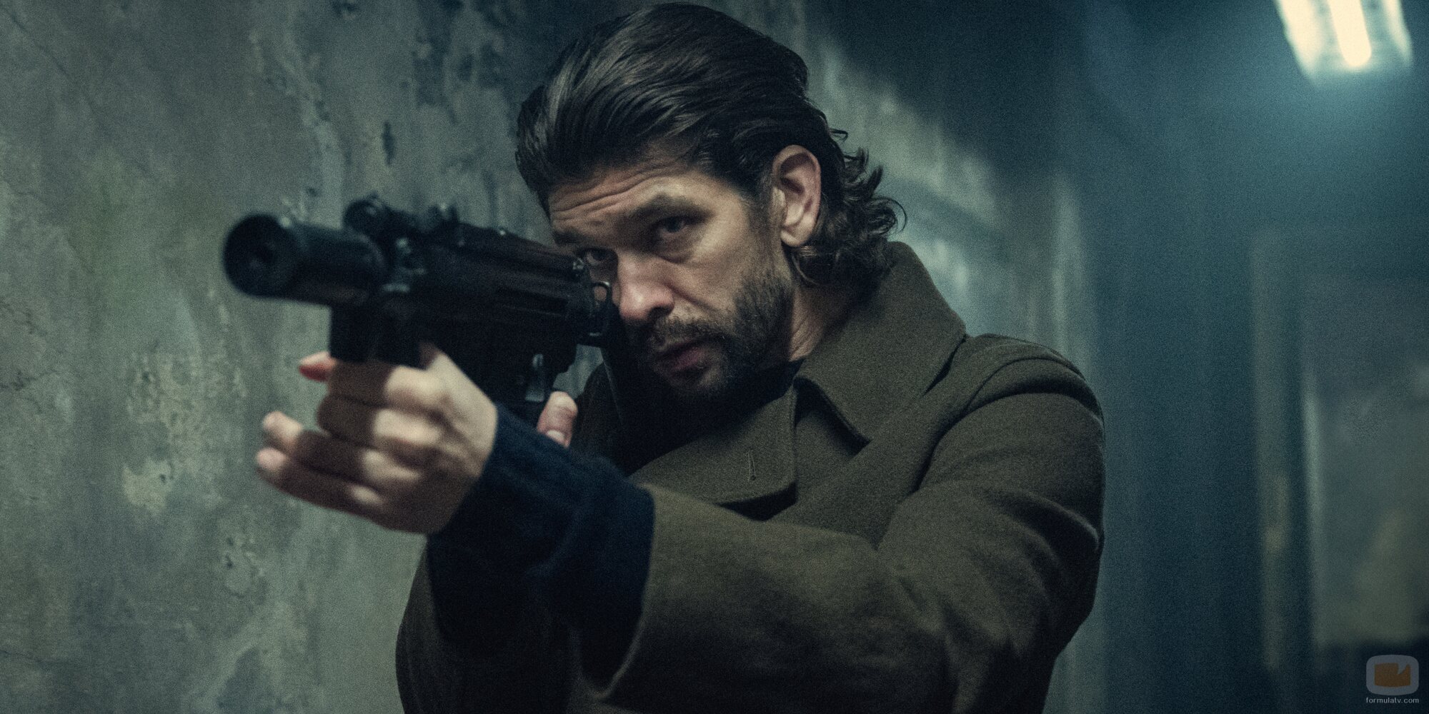 Ben Whishaw en el 1x02 de 'Palomas negras'