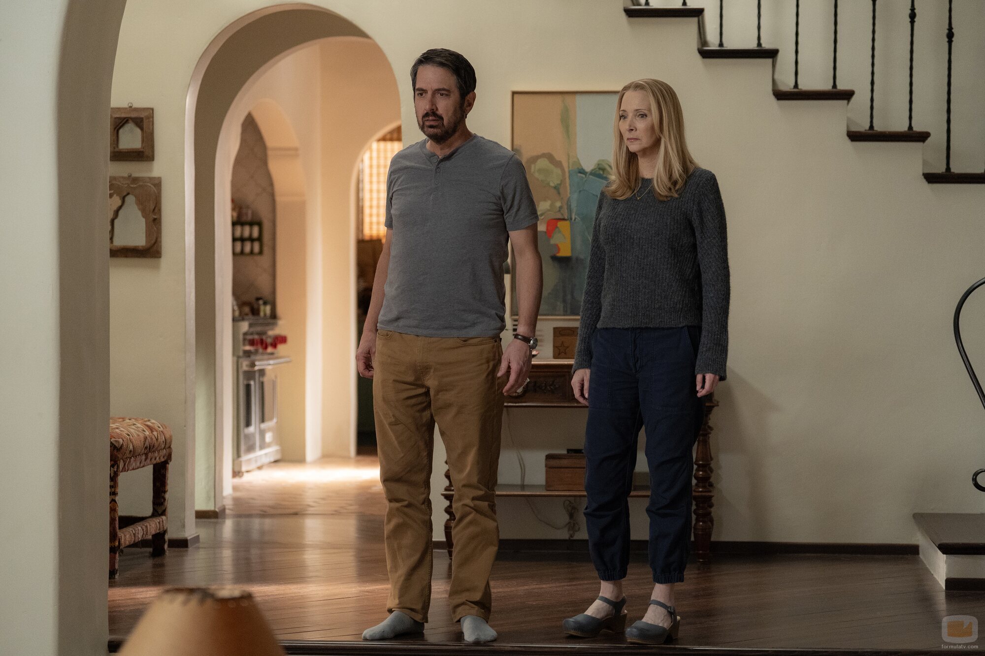 Lisa Kudrow y Ray Romano en 'Visita privada' de 'Fachadas'