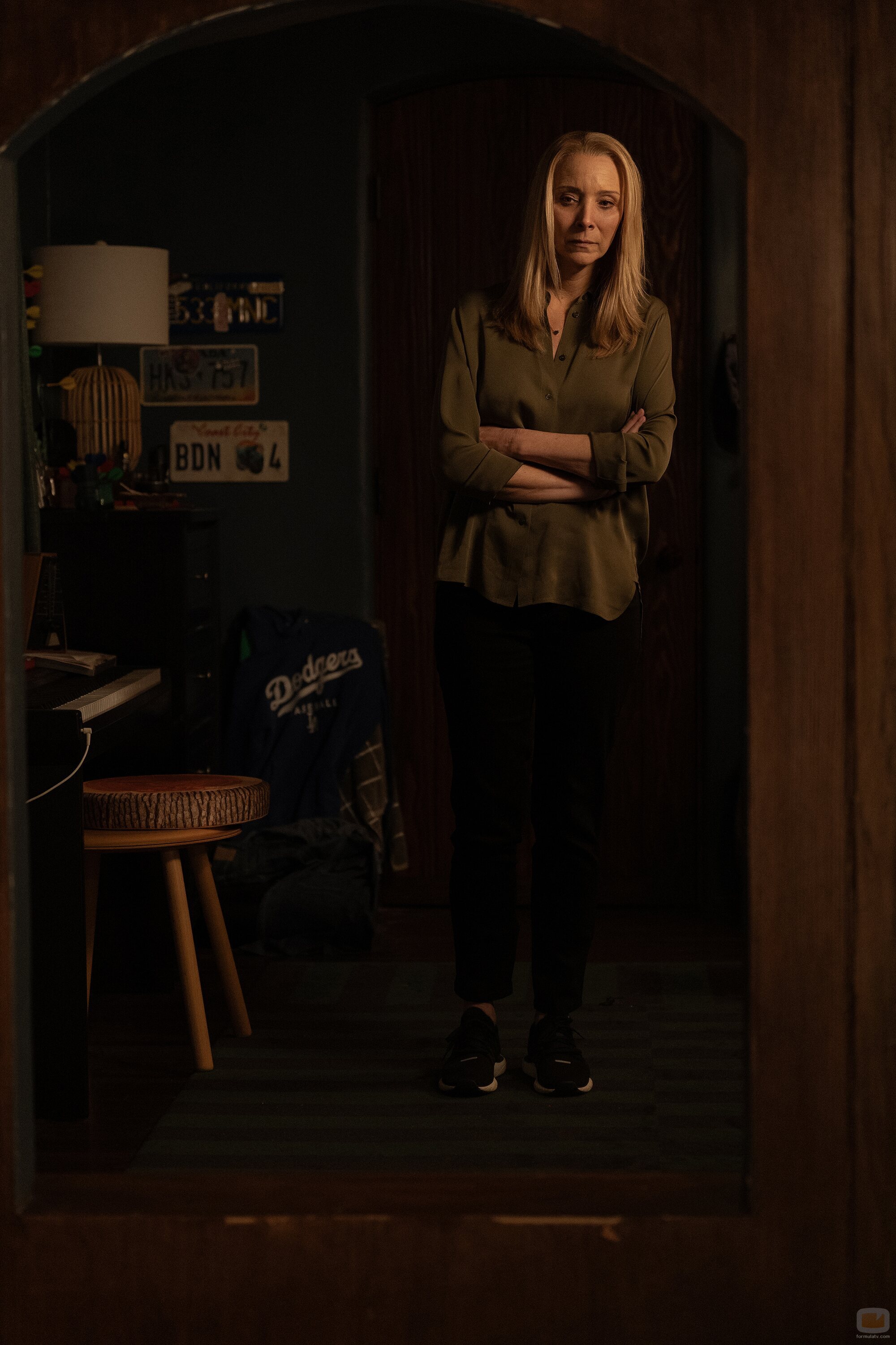Still de Lisa Kudrow en Capítulo 3 titulado 'Cartas de intenciones' de 'Fachadas'