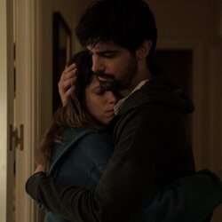 Francesco Carril y Iria del Río en '2017' de 'Los años nuevos'