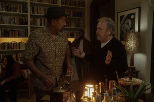 Billy Crystal en 1x04 titulado 'Símbolos y señales' de 'Before'
