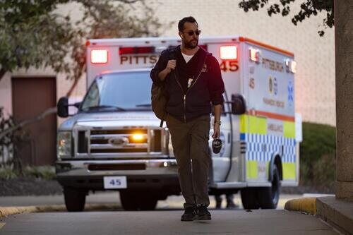 Noah Wyle en '7:00 A.M.' de 'The Pitt'