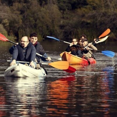 Carlos Areces y Roque Ruiz en 'Episodio 7' de 'Muertos S.L.'