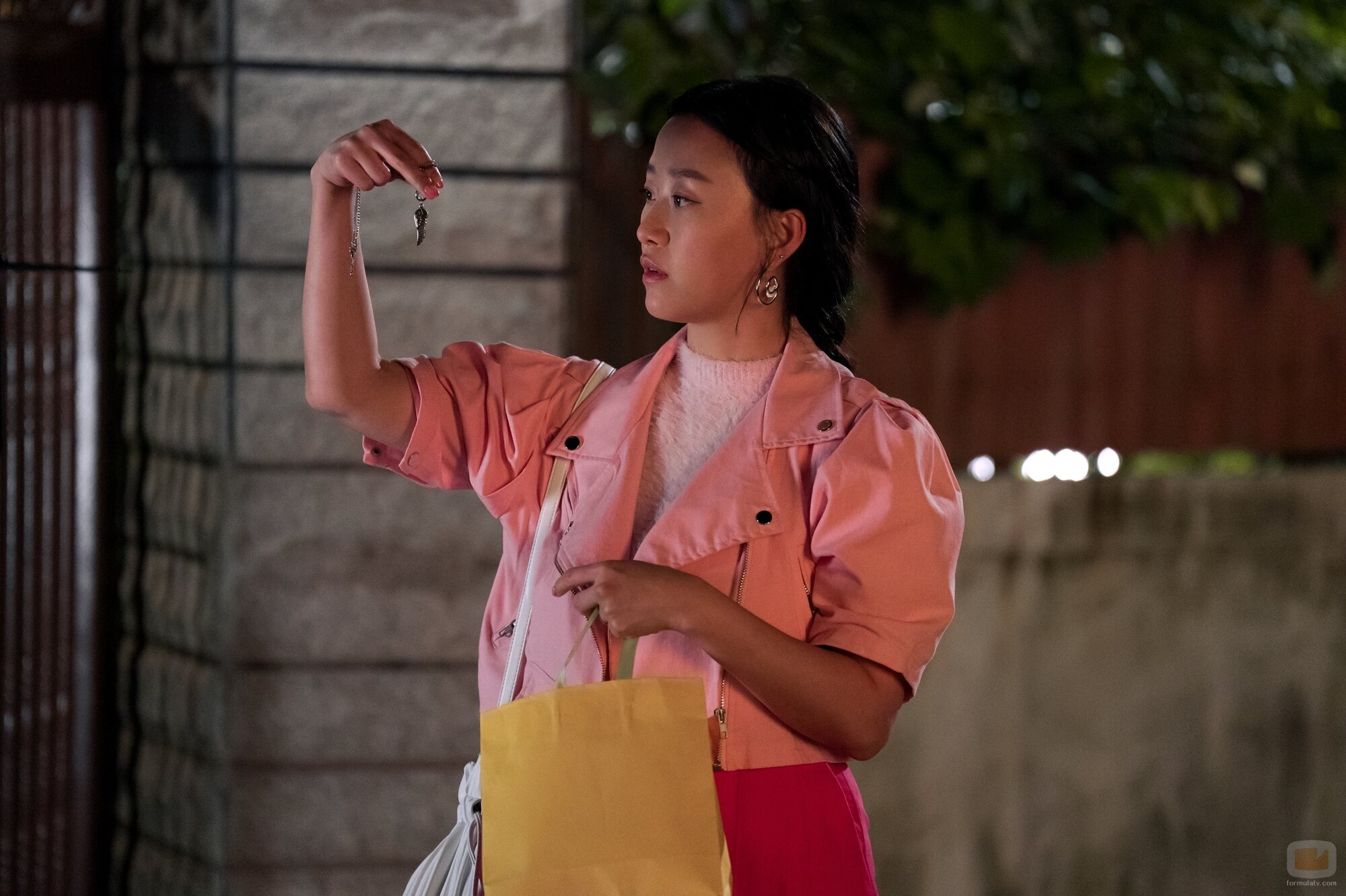 Gia Kim en 'Si te soy sincera' de 'Besos, Kitty'