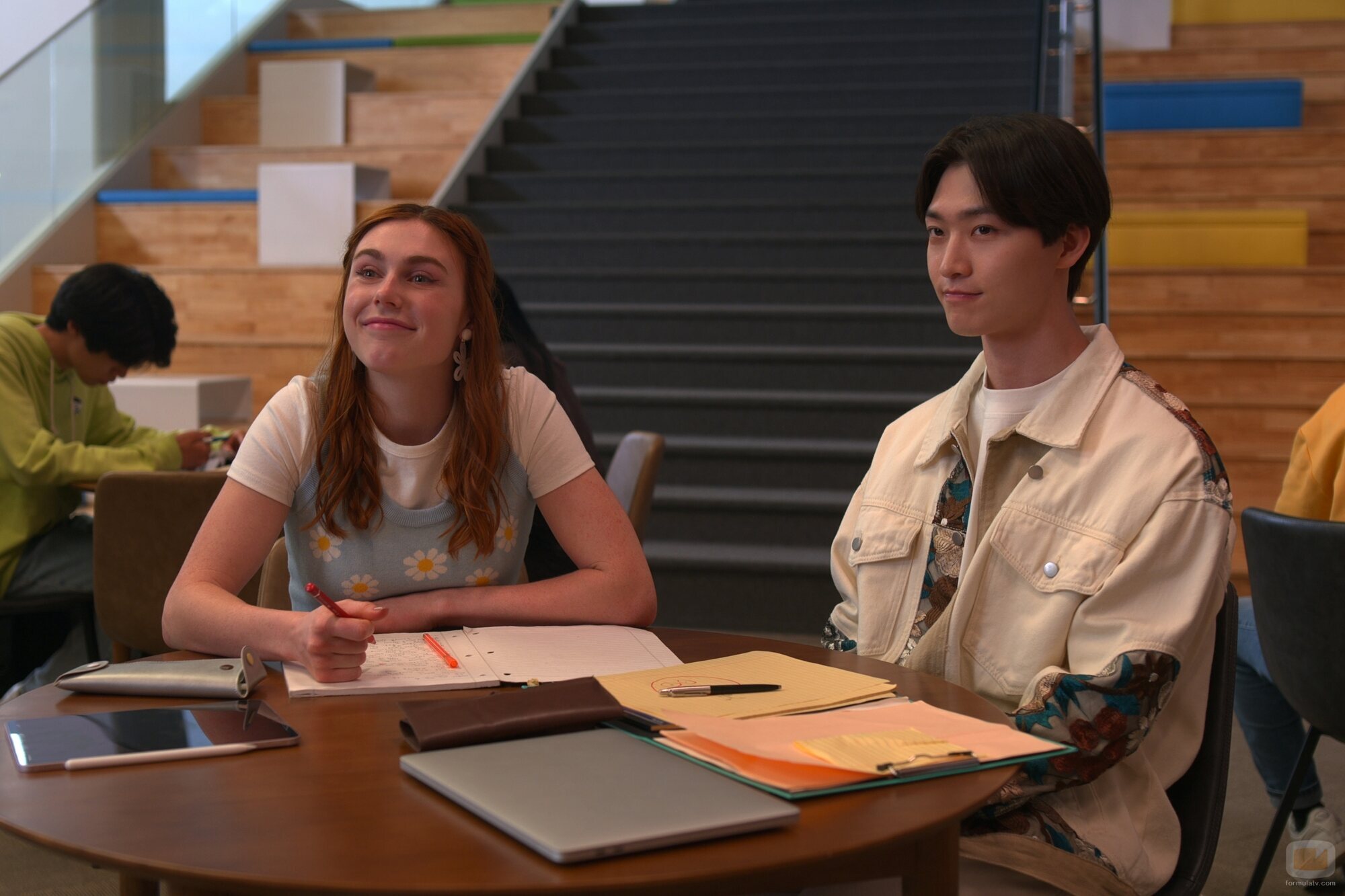 Sang Heon Lee y Jocelyn Shelfo en 'Notición' de 'Besos, Kitty'