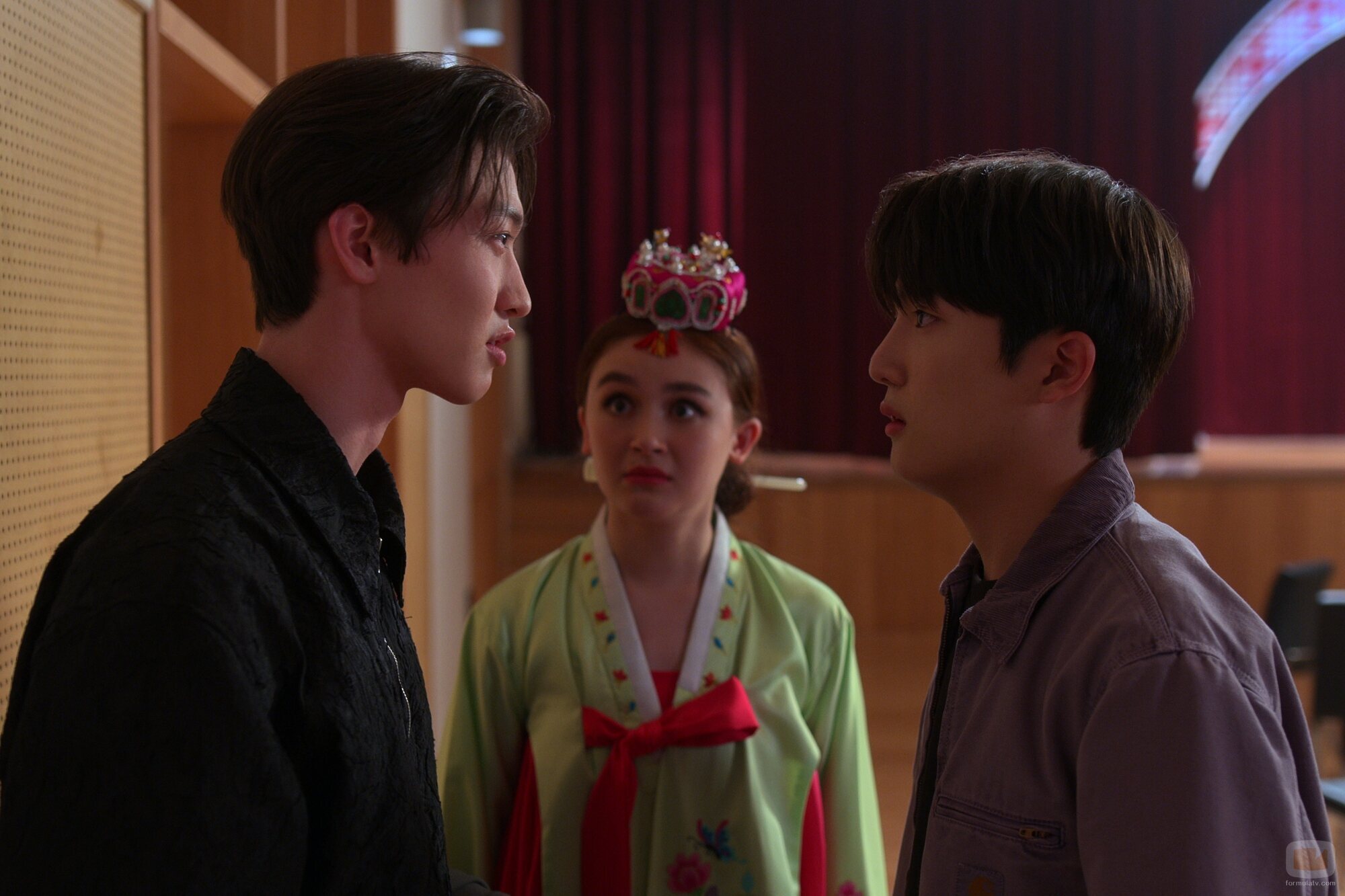 Temporada1 y el capítulo 10 de 'Besos, Kitty'