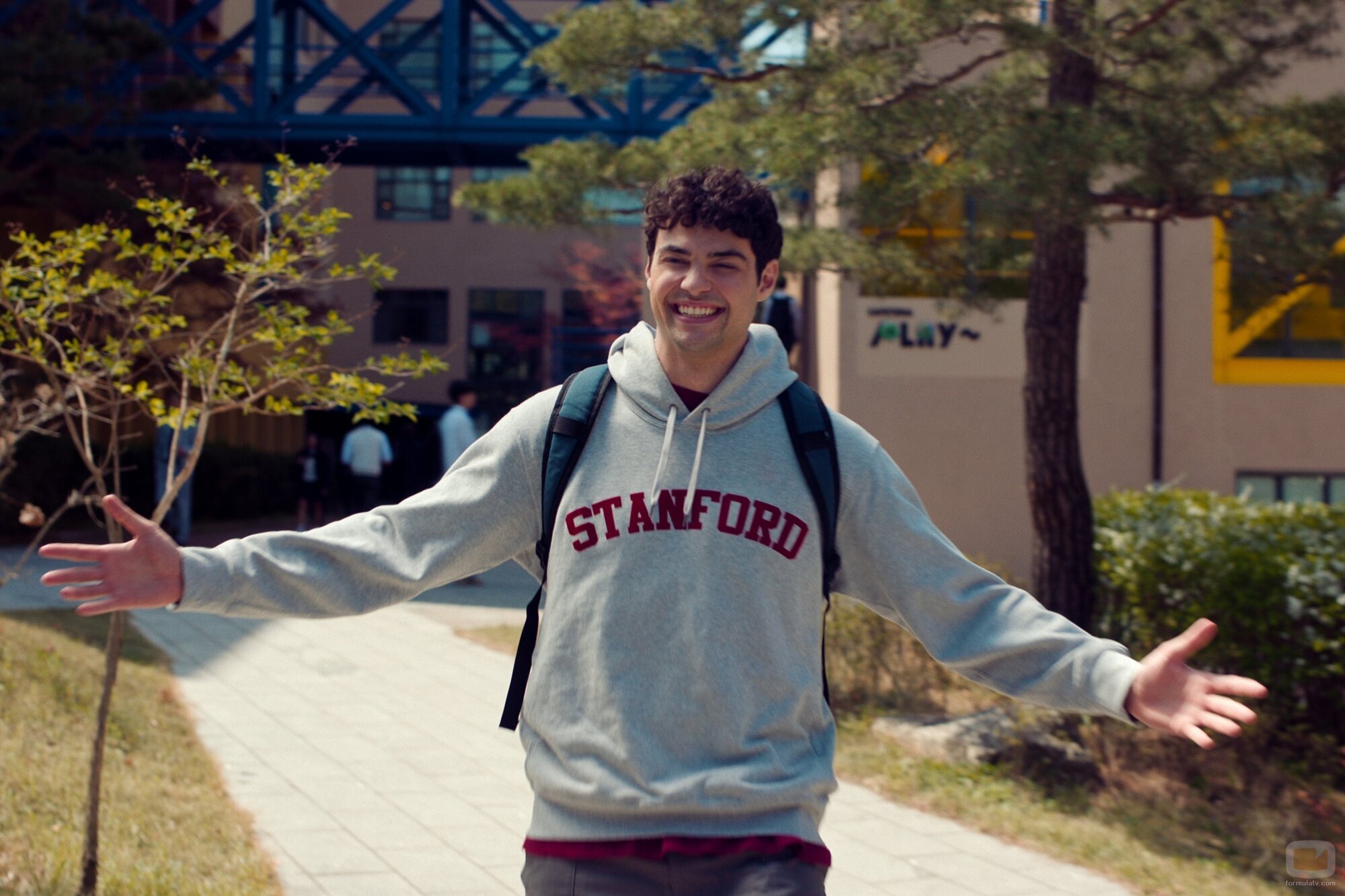 Noah Centineo en la temporada 2 y el capítulo 06 de 'Besos, Kitty'