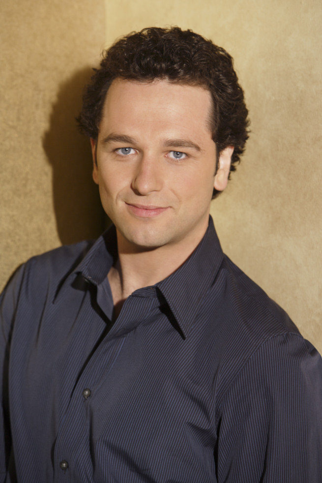 Matthew Rhys es Kevin Walker en la ficción 'Cinco hermanos'