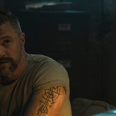 Shane McRae en el 2x09 de 'Silo'