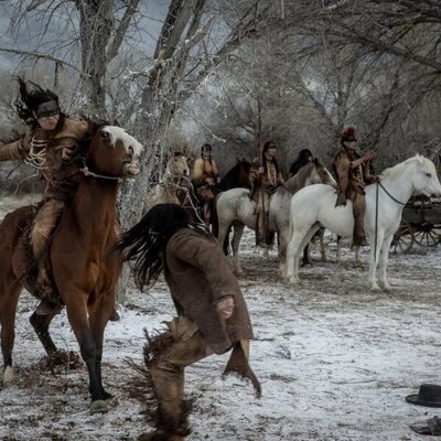 Derek Hinkey en 1x01 titulado 'Episodio 1' de 'Érase una vez el Oeste'