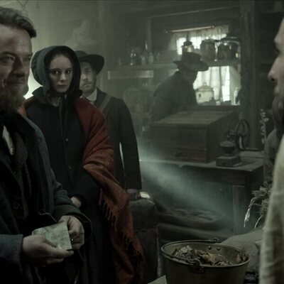 Dane DeHaan en 'Episodio 1' de 'Érase una vez el Oeste'