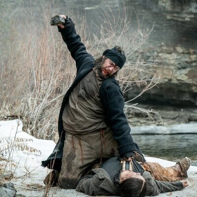 Taylor Kitsch en 1x01 'Episodio 1' de 'Érase una vez el Oeste'