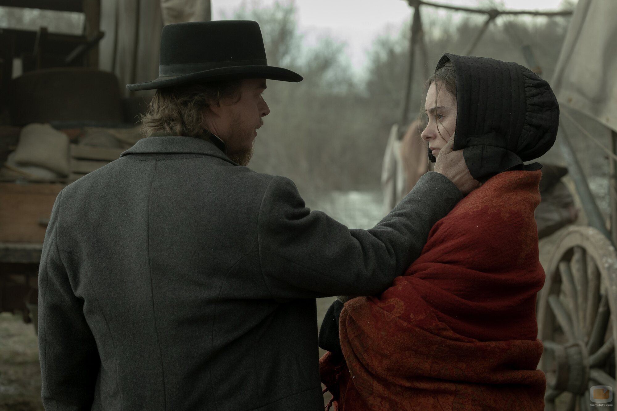 Dane DeHaan en 1x01 titulado 'Episodio 1' de 'Érase una vez el Oeste'