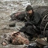 Taylor Kitsch en Capítulo 1 titulado 'Episodio 1' de 'Érase una vez el Oeste'