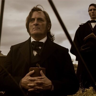 Kim Coates en Capítulo 2 titulado 'Episodio 2' de 'Érase una vez el Oeste'