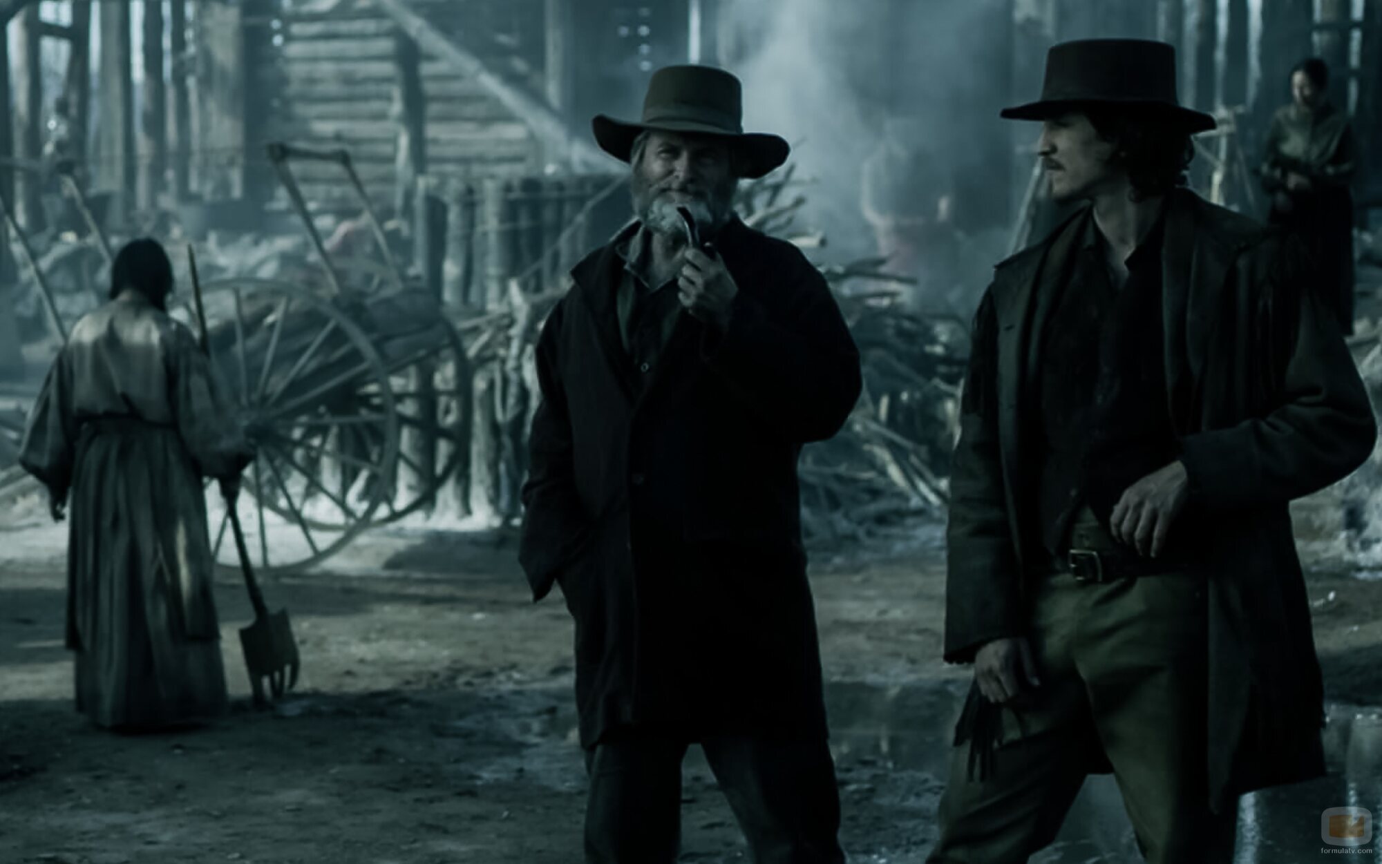 Shea Whigham y Nick Hargrove en la temporada 1 y el capítulo 03 de 'Érase una vez el Oeste'