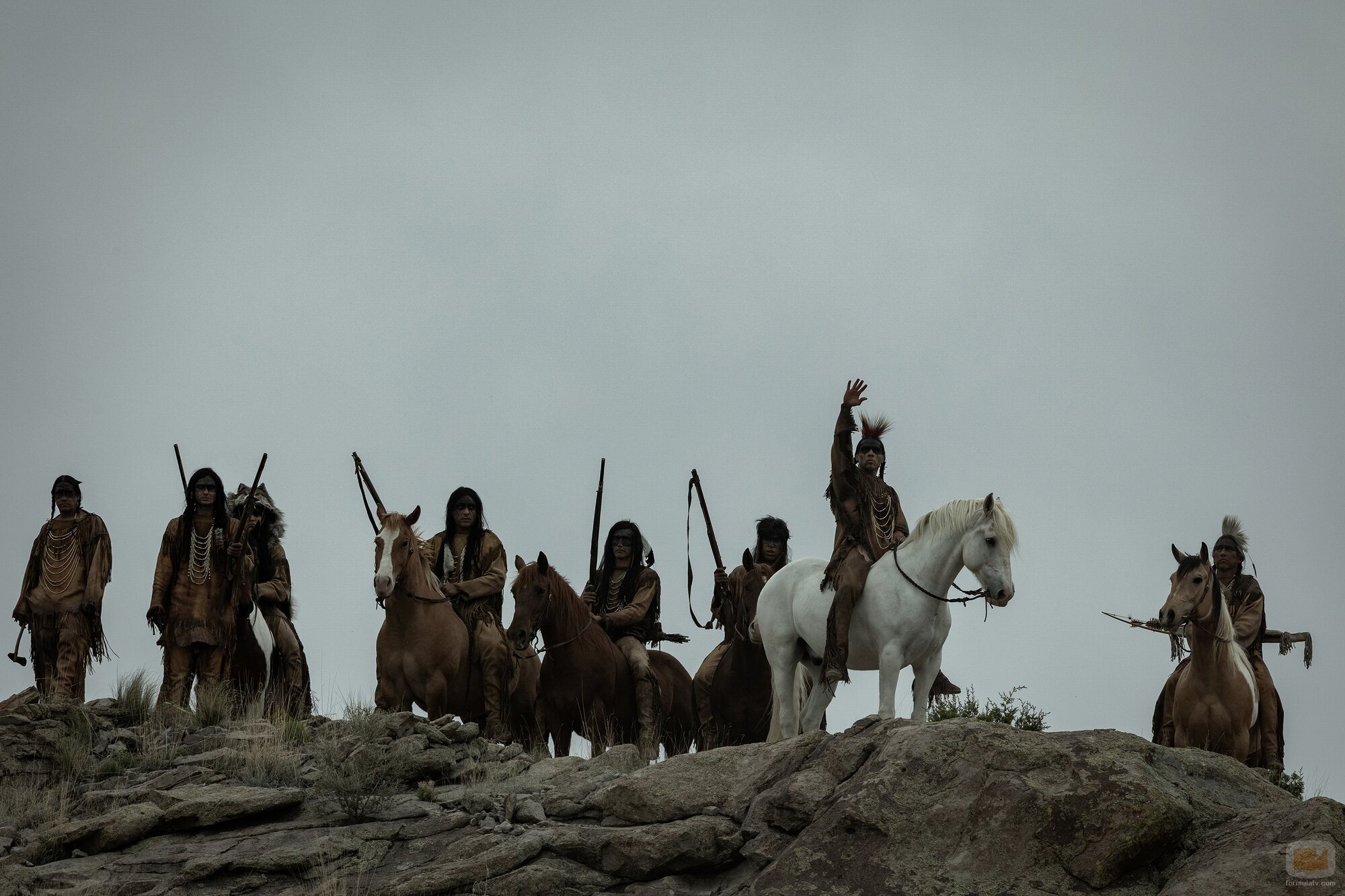 Tokala Black Elk y Derek Hinkey en 1x04 titulado 'Episodio 4' de 'Érase una vez el Oeste'