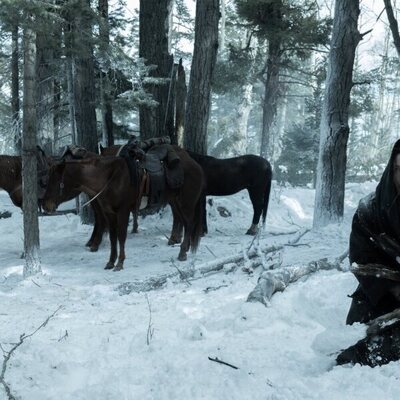 Betty Gilpin en 'Episodio 4' de 'American Primeval'