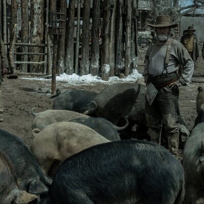 Shea Whigham y Nick Hargrove en Capítulo 4 titulado 'Episodio 4' de 'Érase una vez el Oeste'