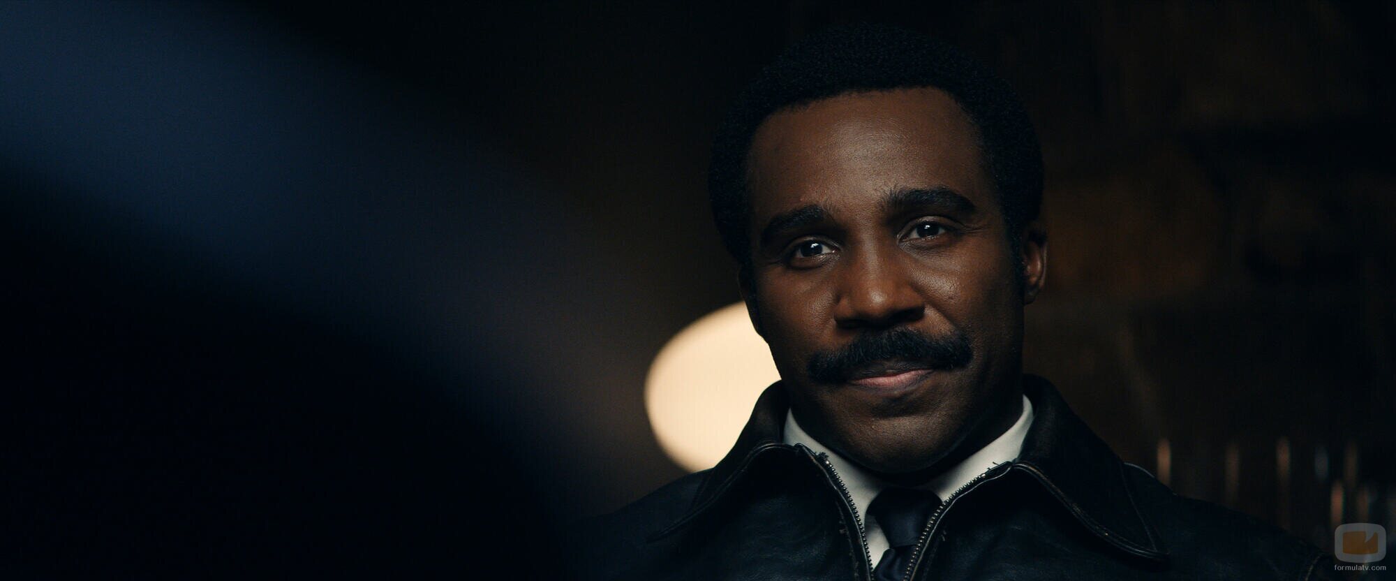 Tramell Tillman en 2x02 titulado 'Adiós, señora Selvig' de 'Separación'