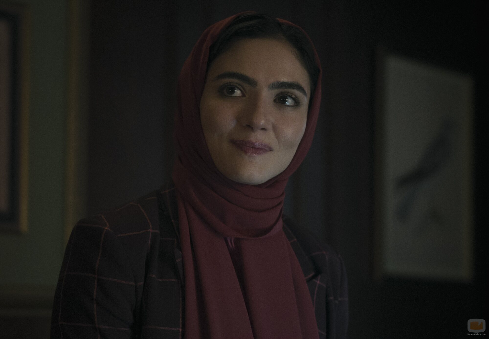 Arienne Mandi en la temporada 2 y el capítulo 02 de 'El agente nocturno'