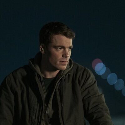 Gabriel Basso en el 2x06 de 'El agente nocturno'