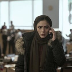 Arienne Mandi en el 2x09 de 'The Night Agent'