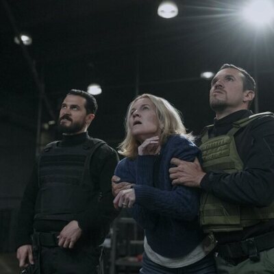 Michael Malarkey en Capítulo 9 titulado 'Intercambio cultural' de 'El agente nocturno'
