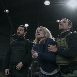 Michael Malarkey en Capítulo 9 titulado 'Intercambio cultural' de 'El agente nocturno'