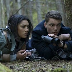 Luciane Buchanan y Gabriel Basso en Capítulo 3 titulado 'La cuidadora del zoo' de 'El agente nocturno'