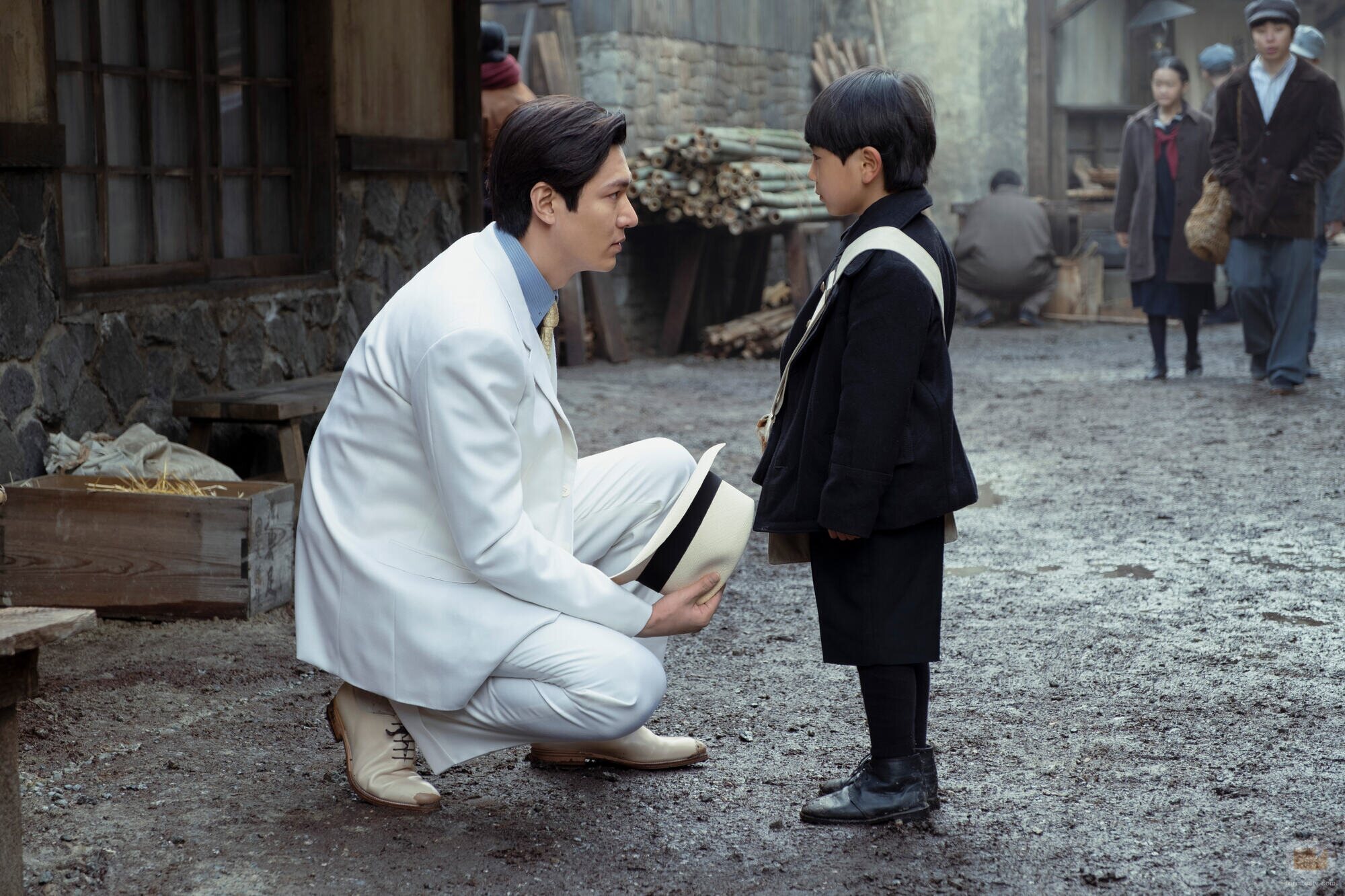 Lee Min-ho en 1x08 titulado 'Capítulo ocho' de 'Pachinko'