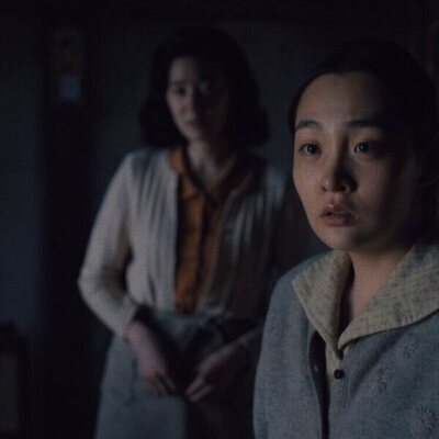 Minha Kim y Jung Eun-chae en 2x02 'Capítulo diez' de 'Pachinko'