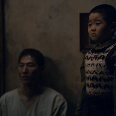 Steve Sanghyun Noh en 2x02 titulado 'Capítulo diez' de 'Pachinko'