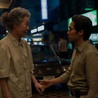Jin Ha y Youn Yuh-jung en 'Capítulo doce' de 'Pachinko'